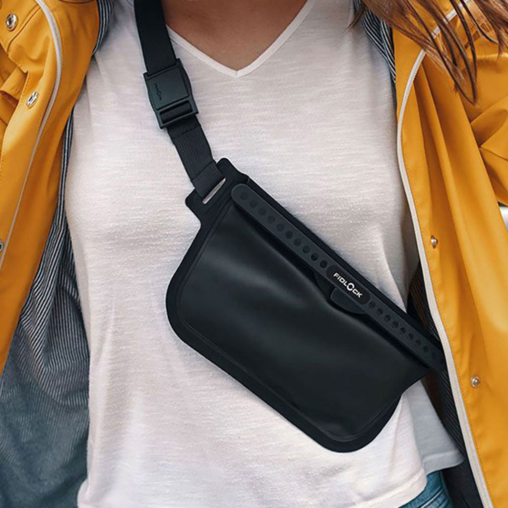 Sling Bag Black / Black Black