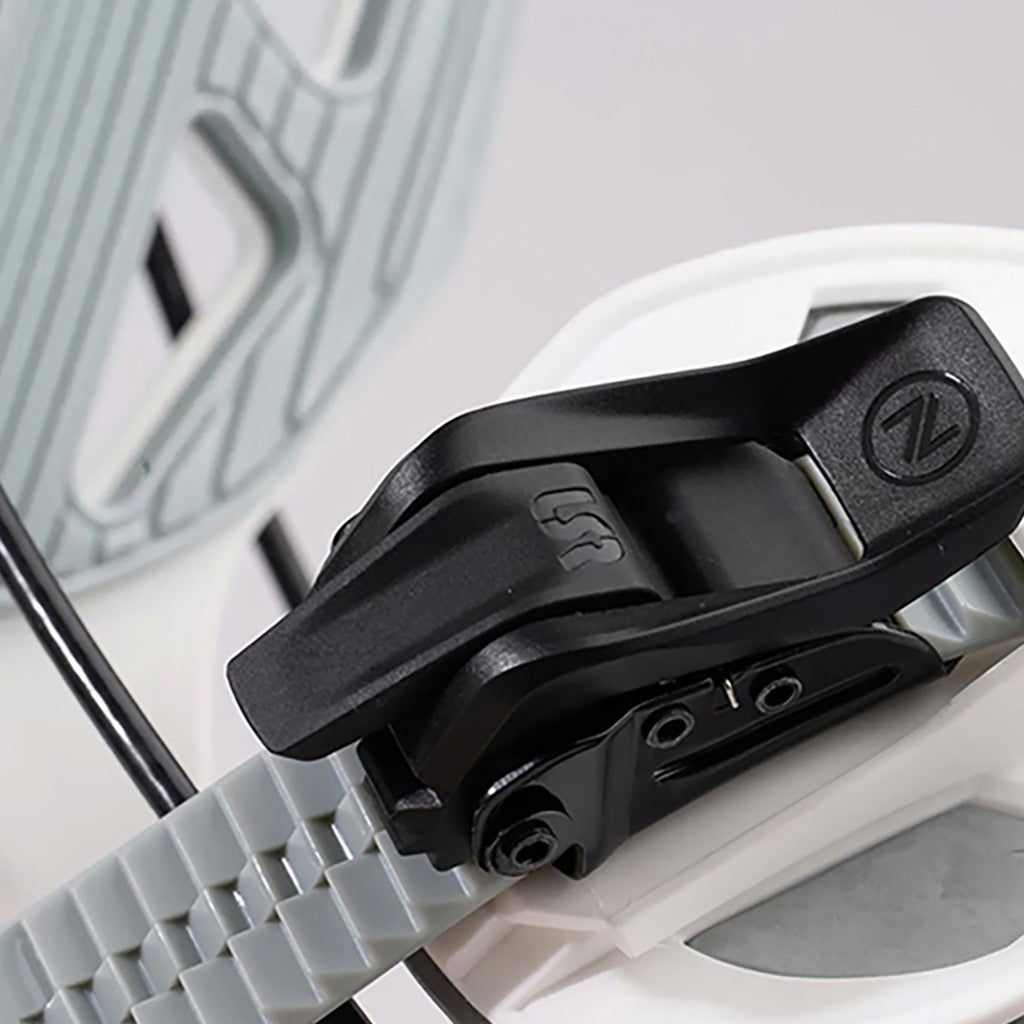 Flow Fuse White 25/26