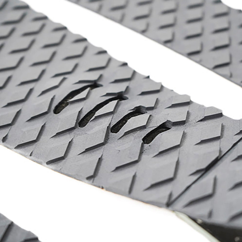 Recycled 3 Piece Traction Tail Pad with Arch Bar